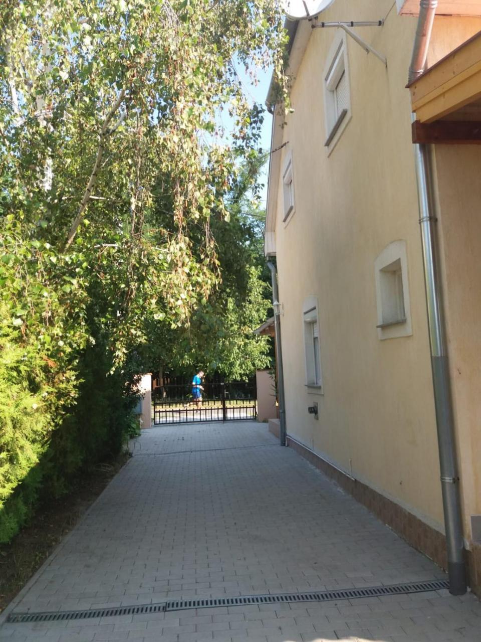 Sommer Ferienhaus Balatonszarszo Exterior foto
